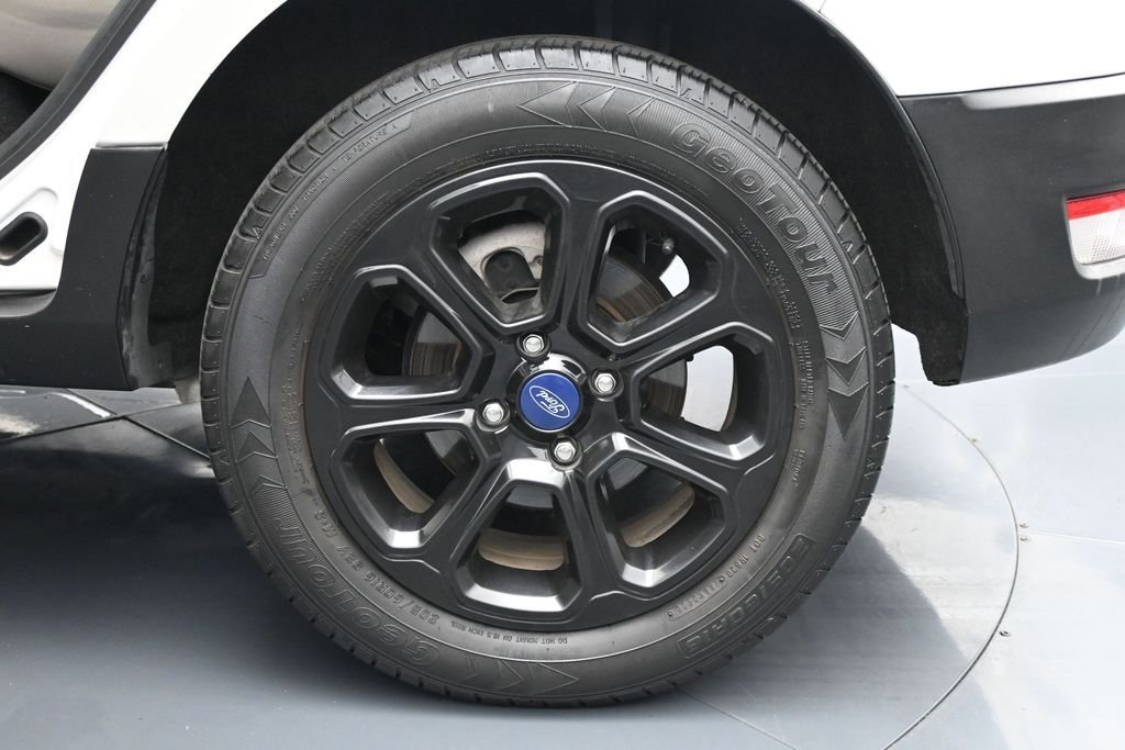 Certified Used 2019 White Ford SE image 22