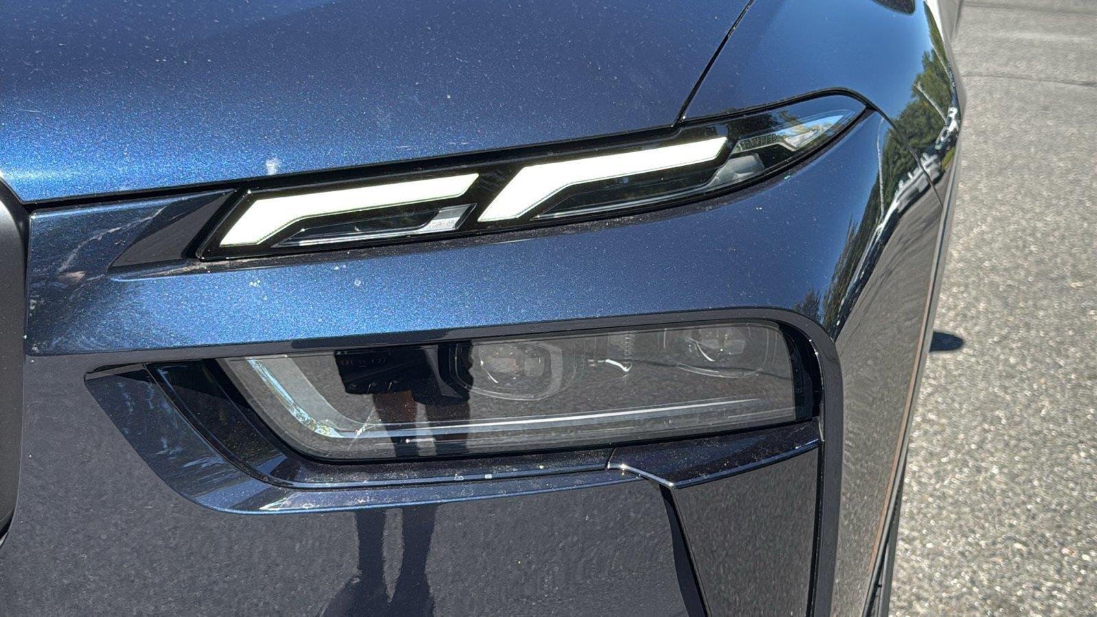 New 2027 Carbon Black Metallic BMW xDrive40i image 7