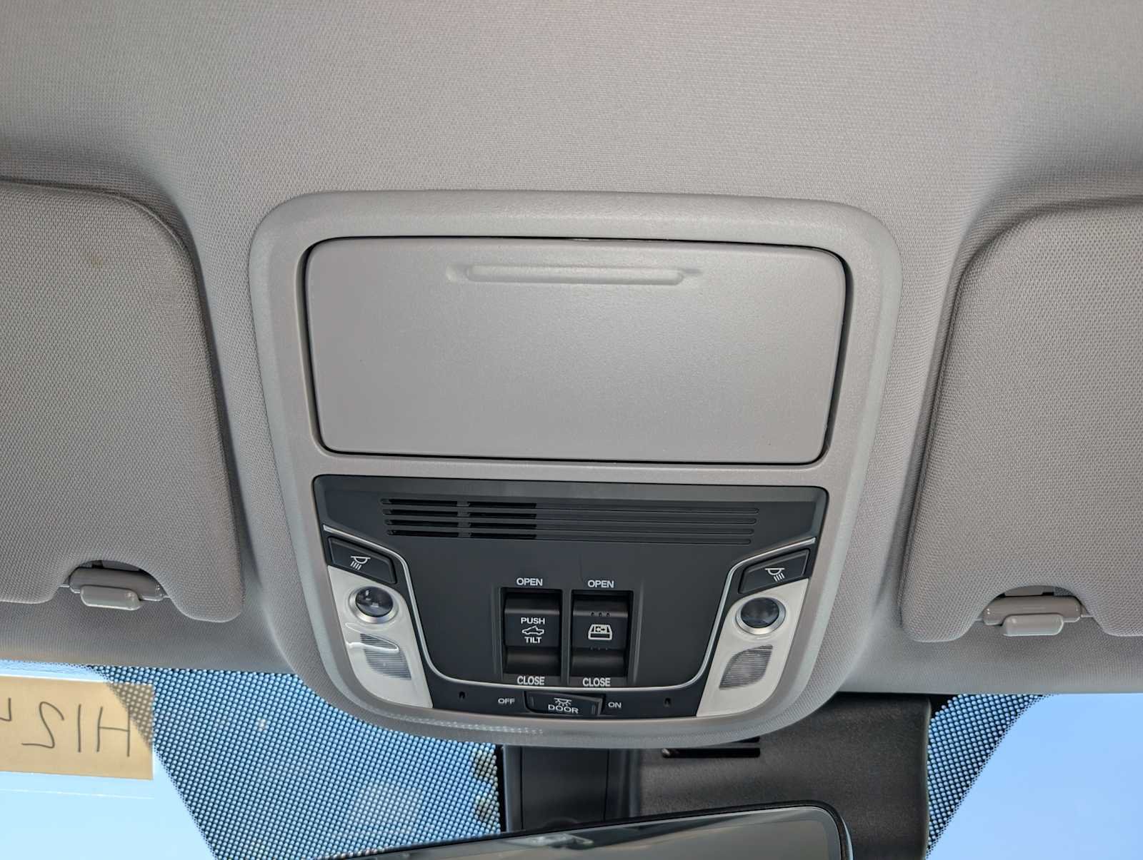 New 2026 Sonic Gray Pearl Honda RTL image 29