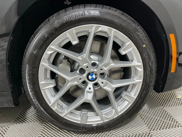 Used 2026 Black Sapphire Metallic BMW 330i xDrive image 24