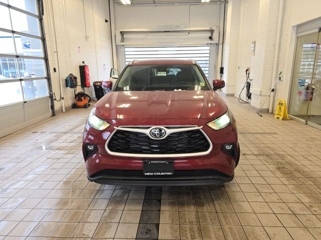 2026 Toyota Highlander XLE - Photo 8