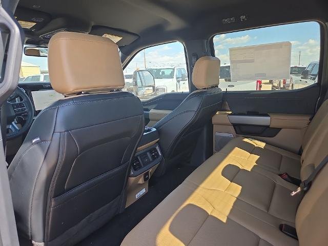 New 2026 Glacier Gray Metallic Tri-Coat Ford F-250® Lariat® image 41