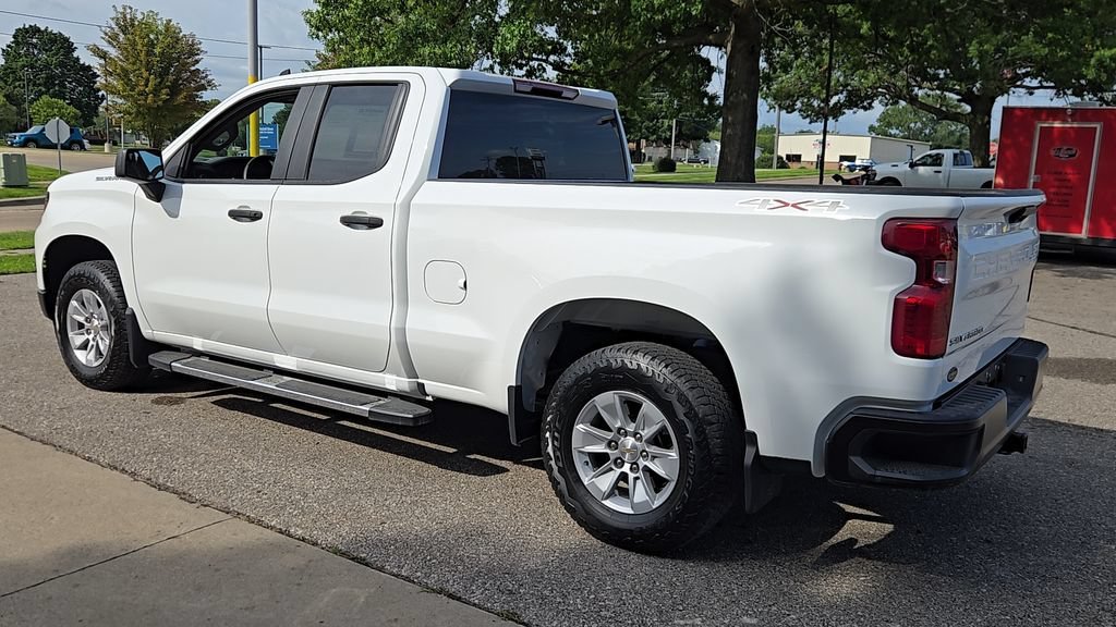 Used 2025 Summit White Chevrolet WT image 22