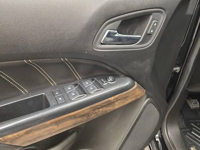 Used 2022 Onyx Black GMC Denali image 33