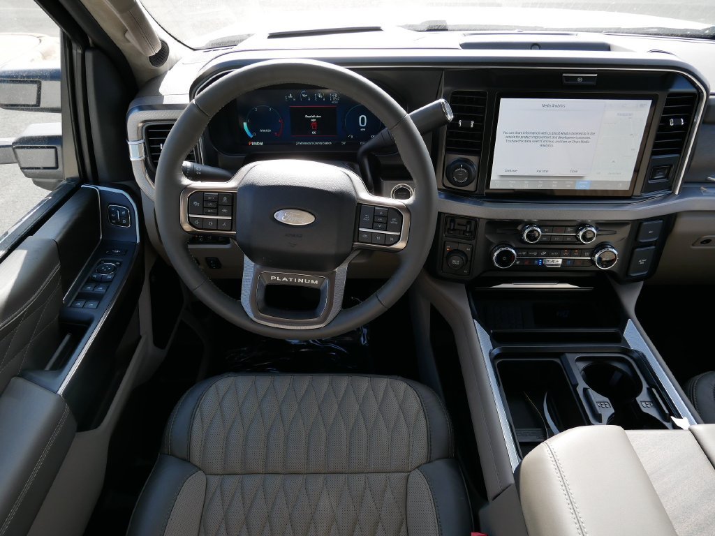 New 2027 Star White Metallic Tri-Coat Ford F-350® Platinum® image 13
