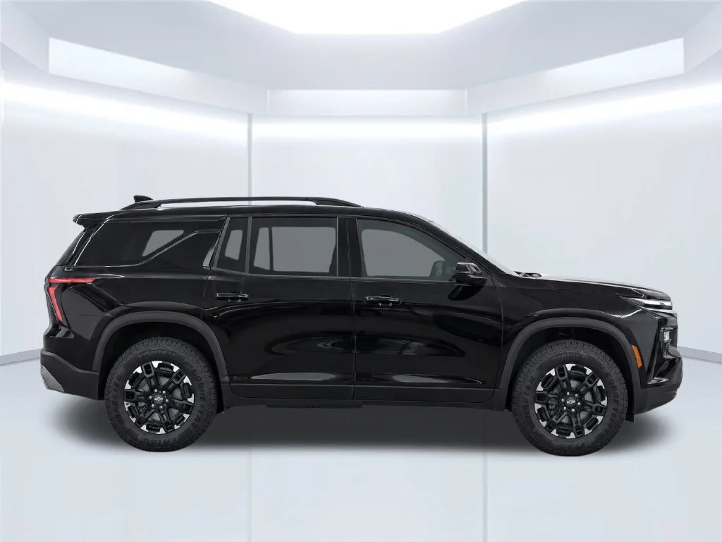 New 2027 Black Chevrolet Z71 image 11