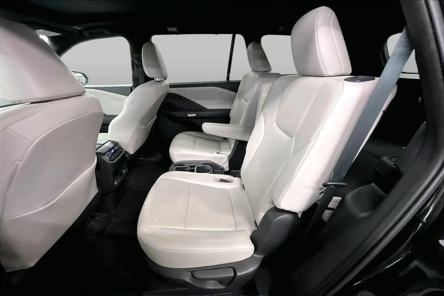 Certified Used 2025 Caviar Lexus Premium image 19