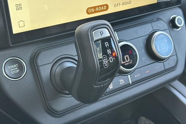 New 2026 Borasco Grey Land Rover X-Dynamic SE image 20