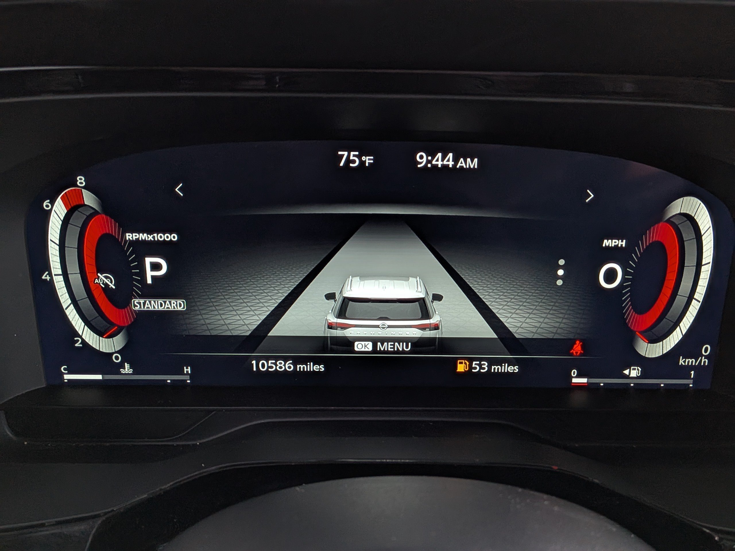 Used 2025 Gray Nissan Platinum image 28