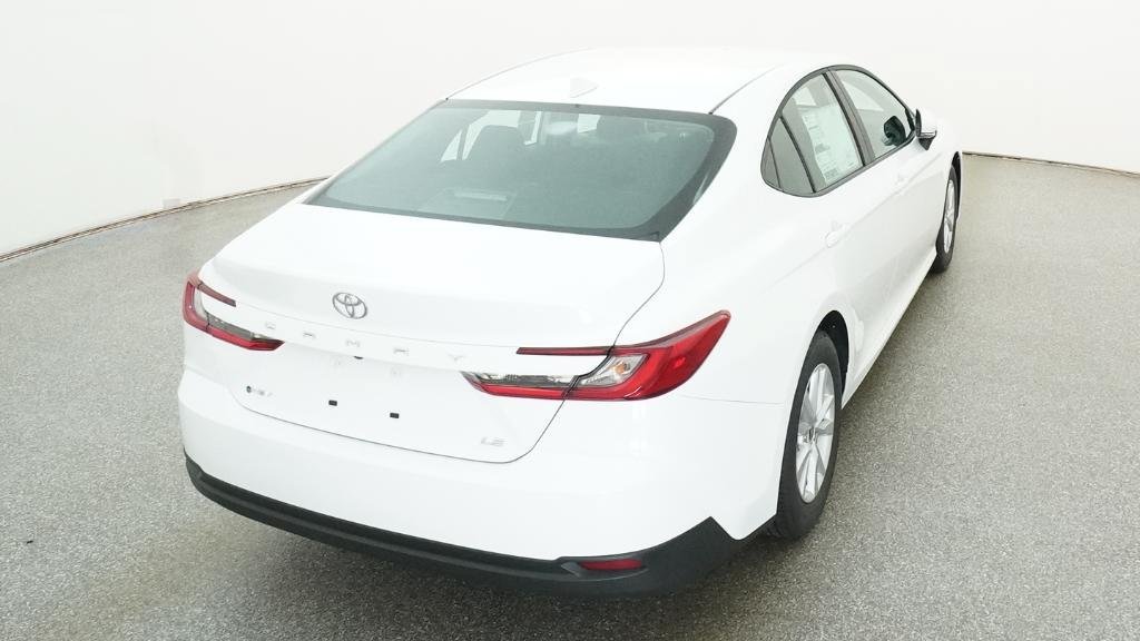 New 2026 Ice Cap Toyota LE image 31