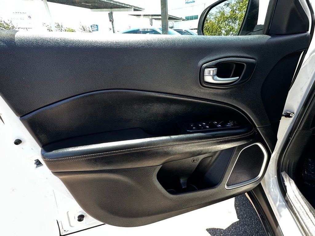 Used 2021 White Jeep Limited image 17