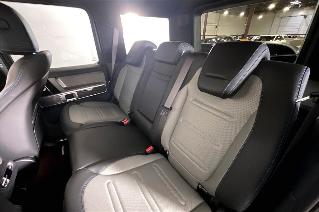 2025 Mercedes-Benz G-Class G580 - Photo 18