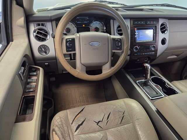 Used 2008  Ford Limited image 12