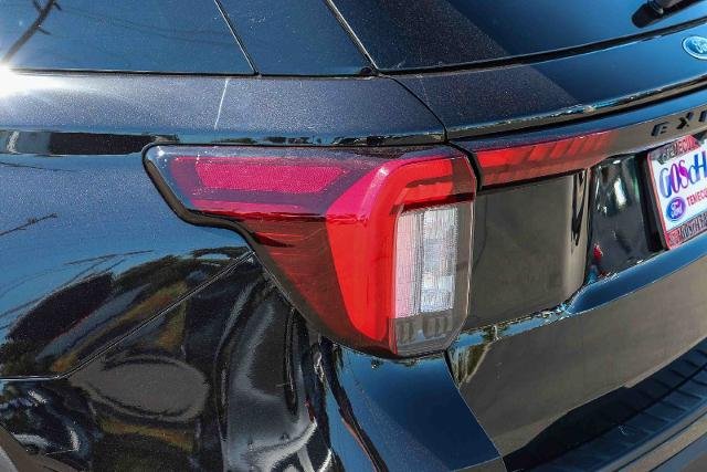 New 2026 Agate Black Metallic Ford ST-Line image 8