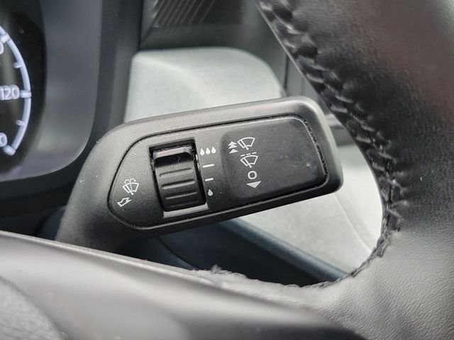Used 2023 Green Ford XLT image 16