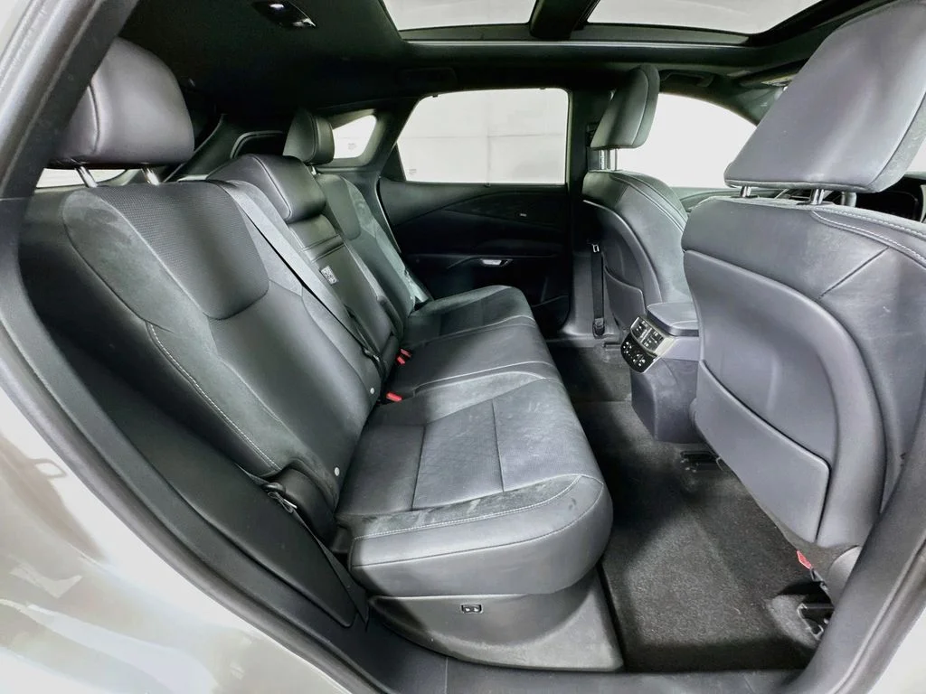 Used 2024 White Lexus 350 Luxury image 37