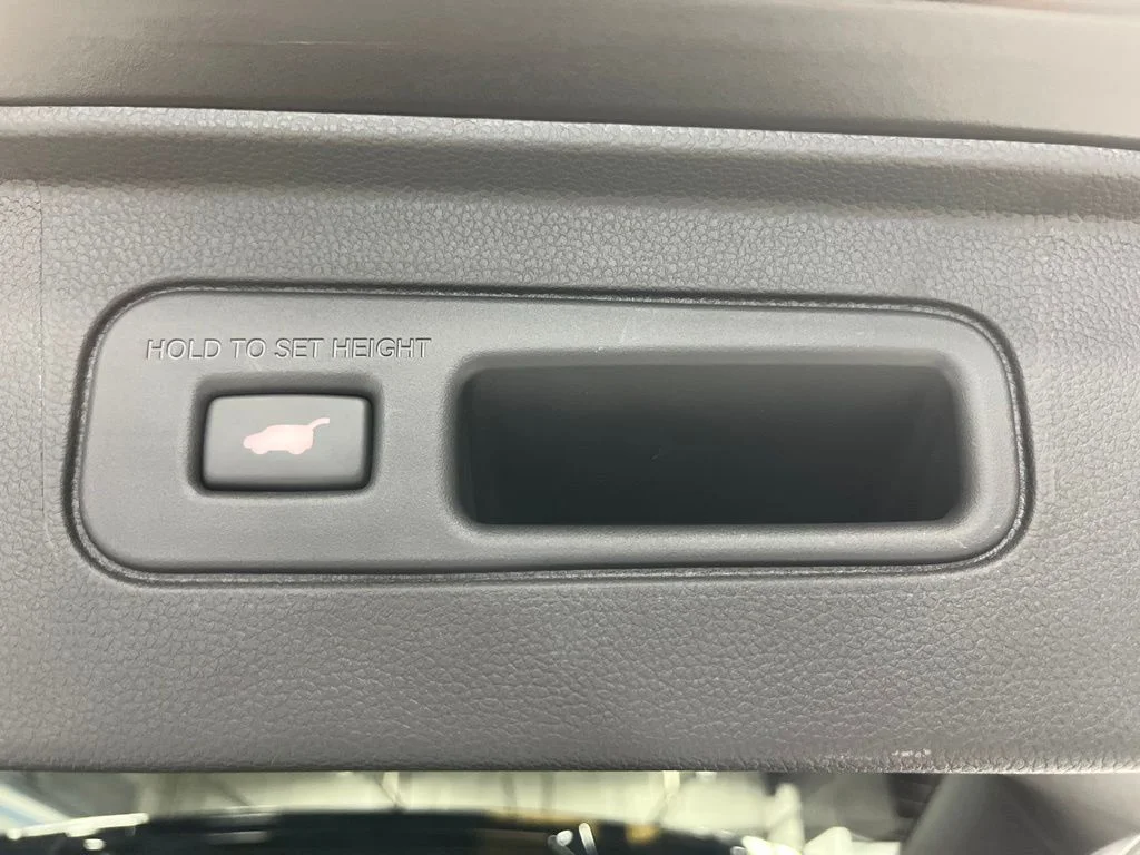 2025 Honda Pilot Black Edition - Photo 39