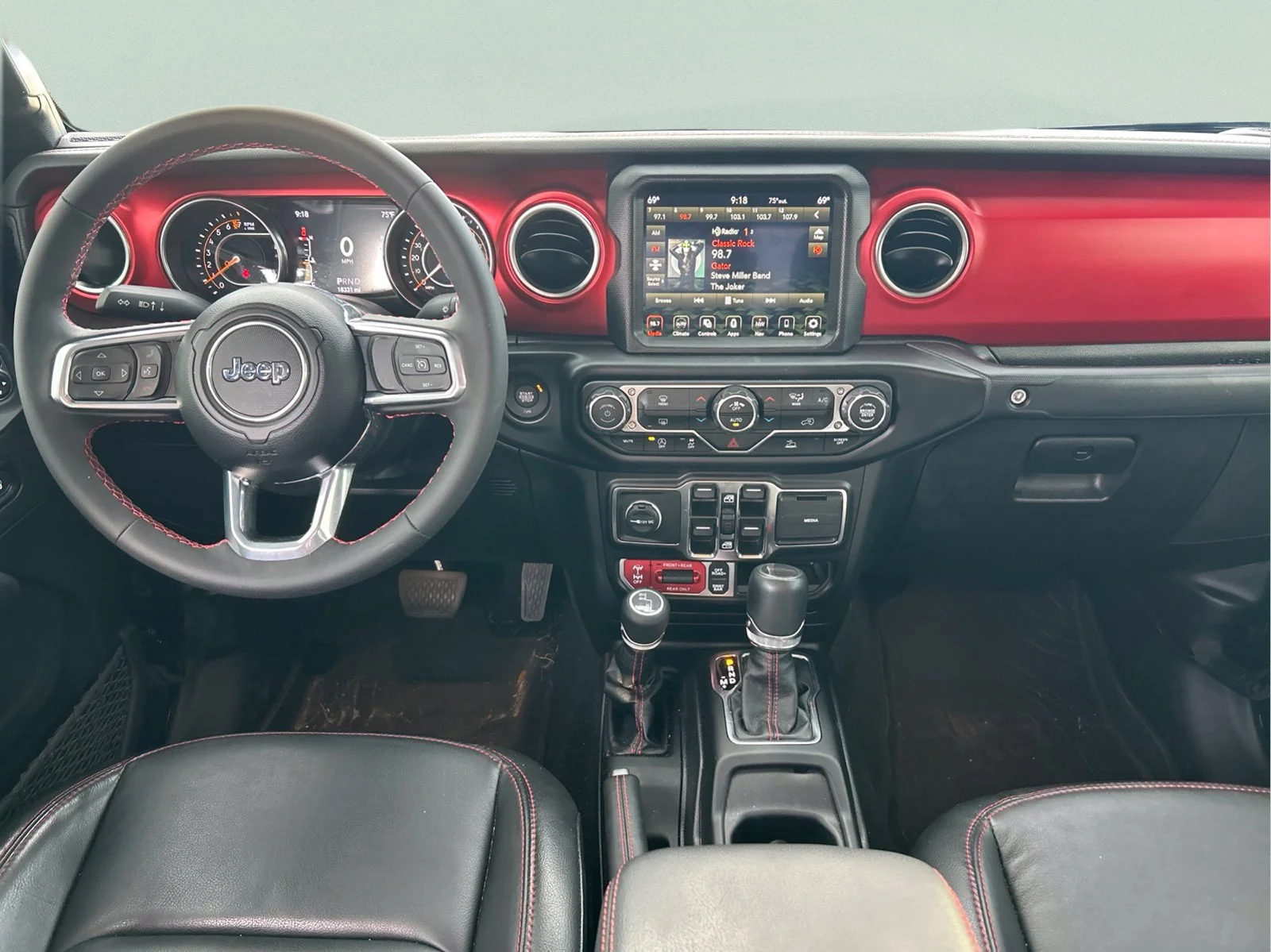 Used 2023 Black Clearcoat Jeep Rubicon image 13