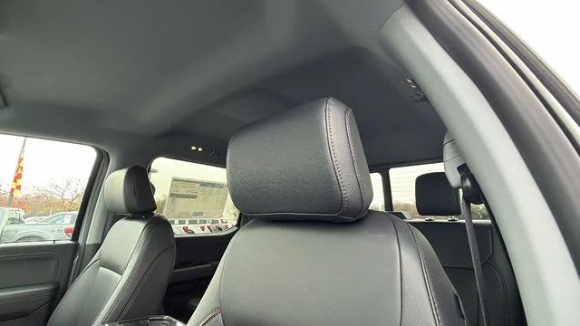 New 2026 Glacier Gray Metallic Tri-Coat Ford F-250® Lariat® image 25