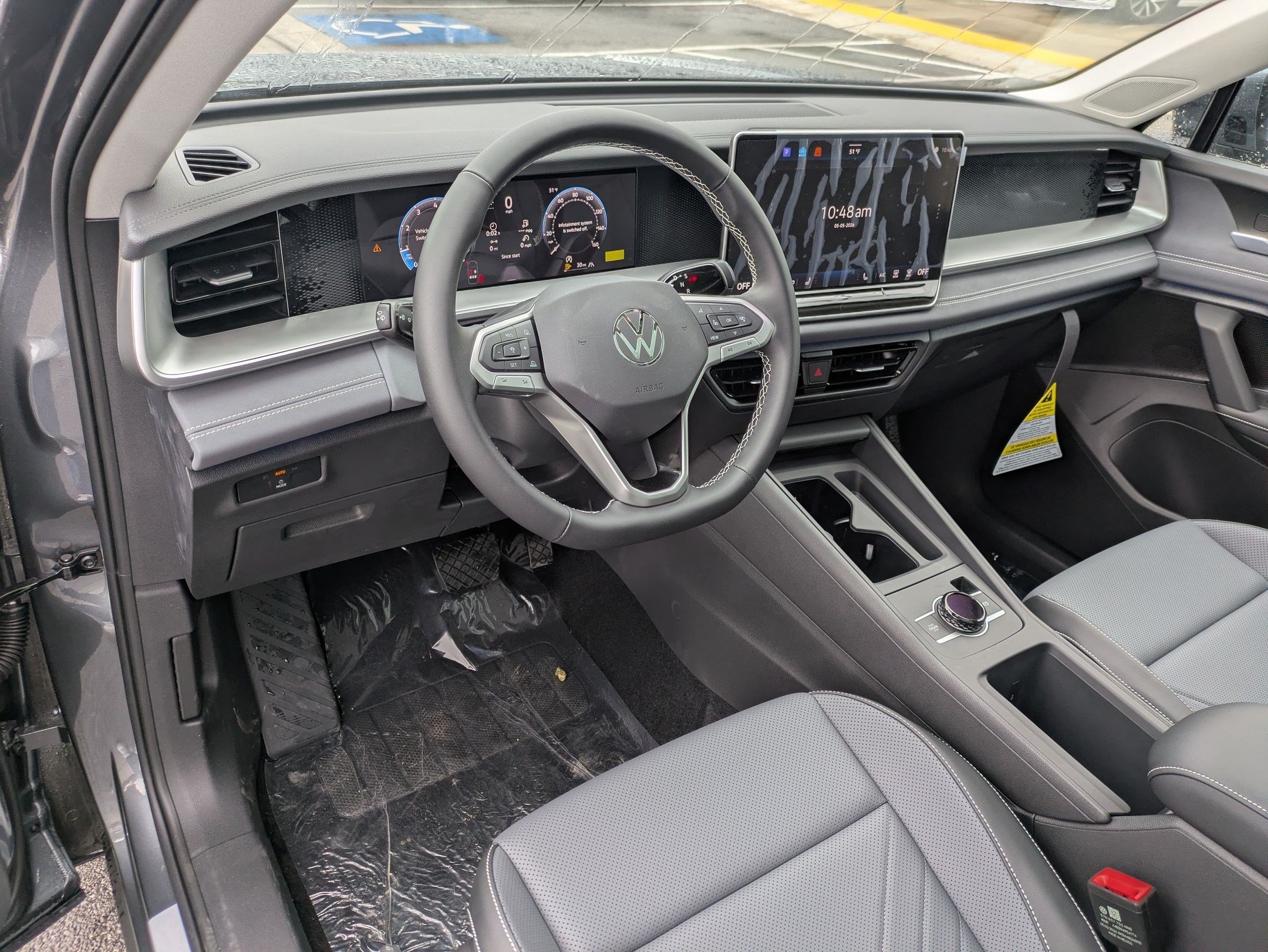 New 2026 Platinum Gray Metallic Volkswagen SE image 10