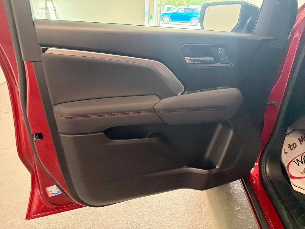 New 2026 Radiant Red Tintcoat Chevrolet Z71 image 11