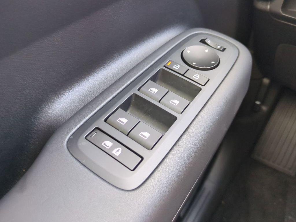 2026 Hyundai Santa Fe SE - Photo 29