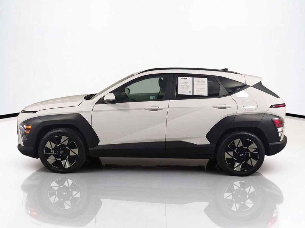 2025 Hyundai Kona SEL - Photo 8