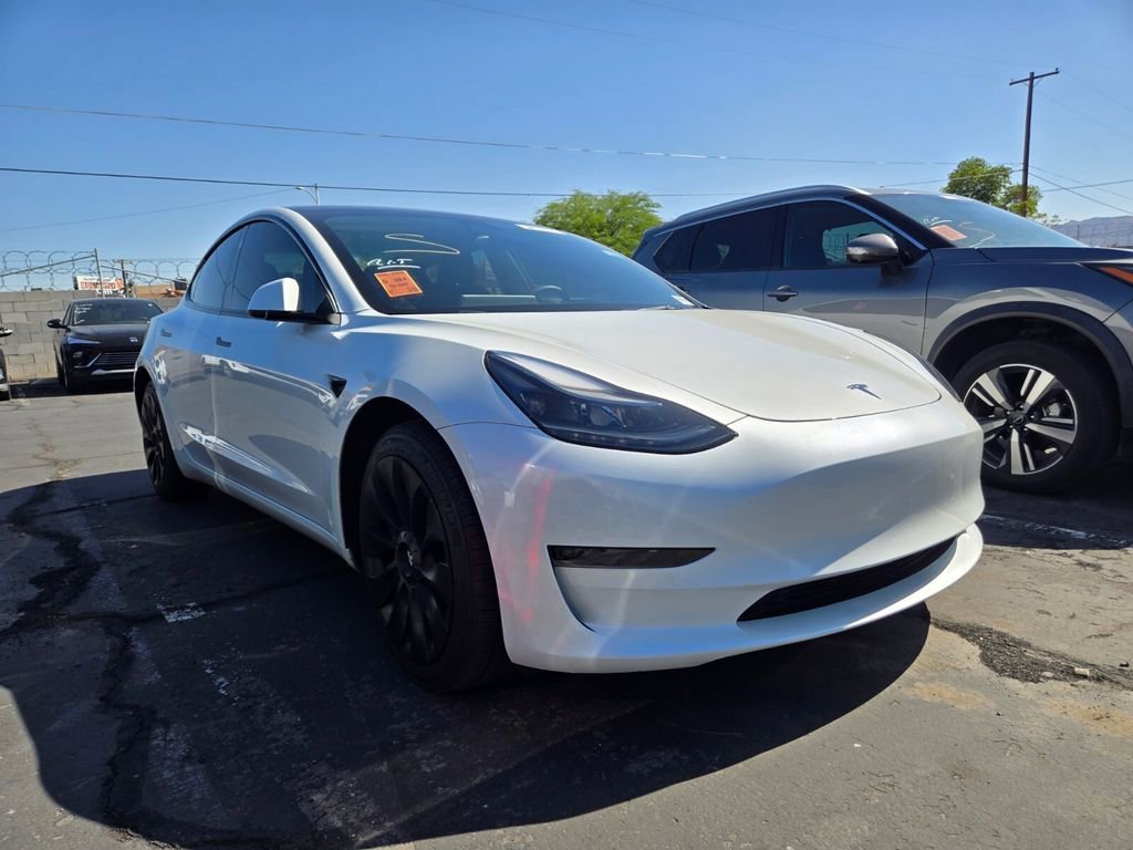 2023 Tesla Model 3 -'s photo