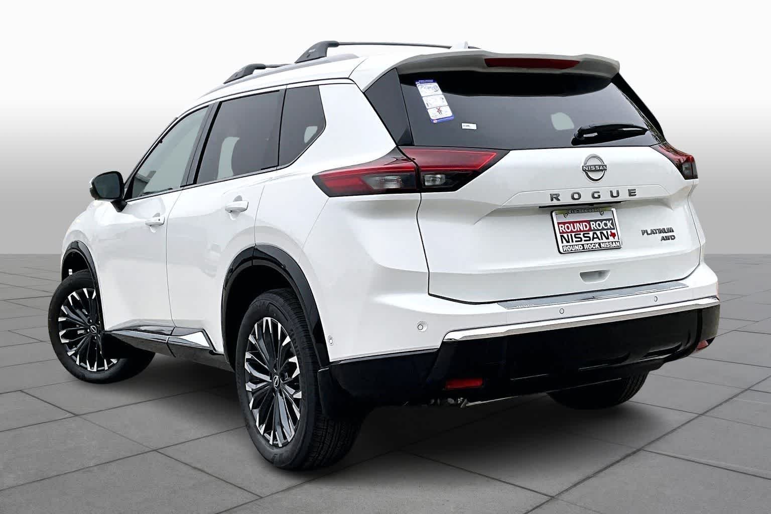 New 2026 Everest White Pearl TriCoat Nissan Platinum image 7