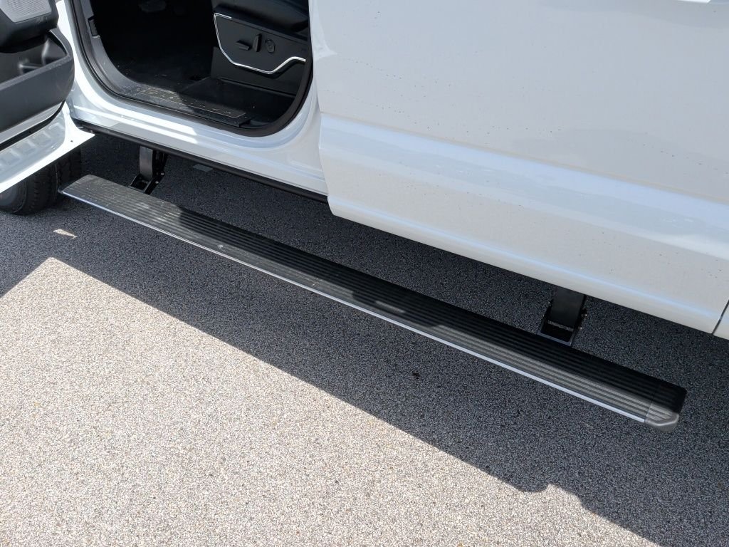 New 2026 Star White Metallic Tri-Coat Ford F-250® Platinum® image 48