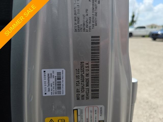 Used 2023 Silver Jeep Sport S image 30