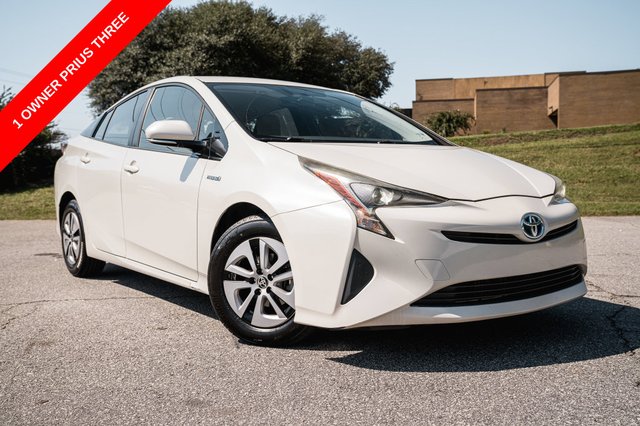 2016 Toyota Prius Three