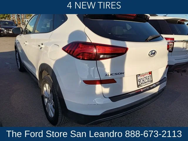 Used 2019 White Hyundai Value image 3