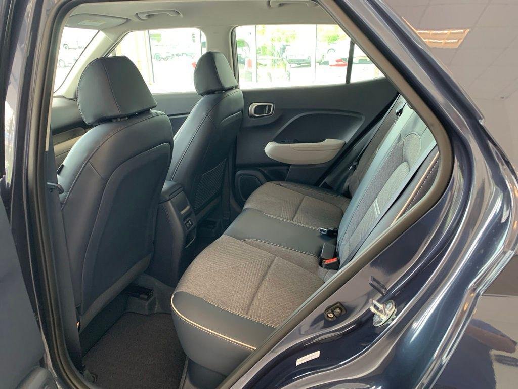 New 2026 White Hyundai SEL w/Two-Tone Roof image 10