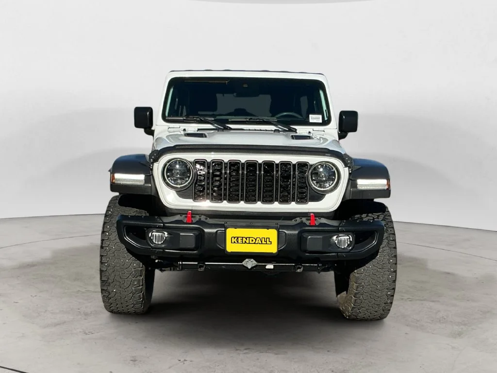 Used 2024 White Jeep Rubicon image 3