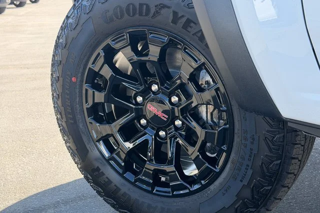 New 2026 Summit White GMC Elevation image 12