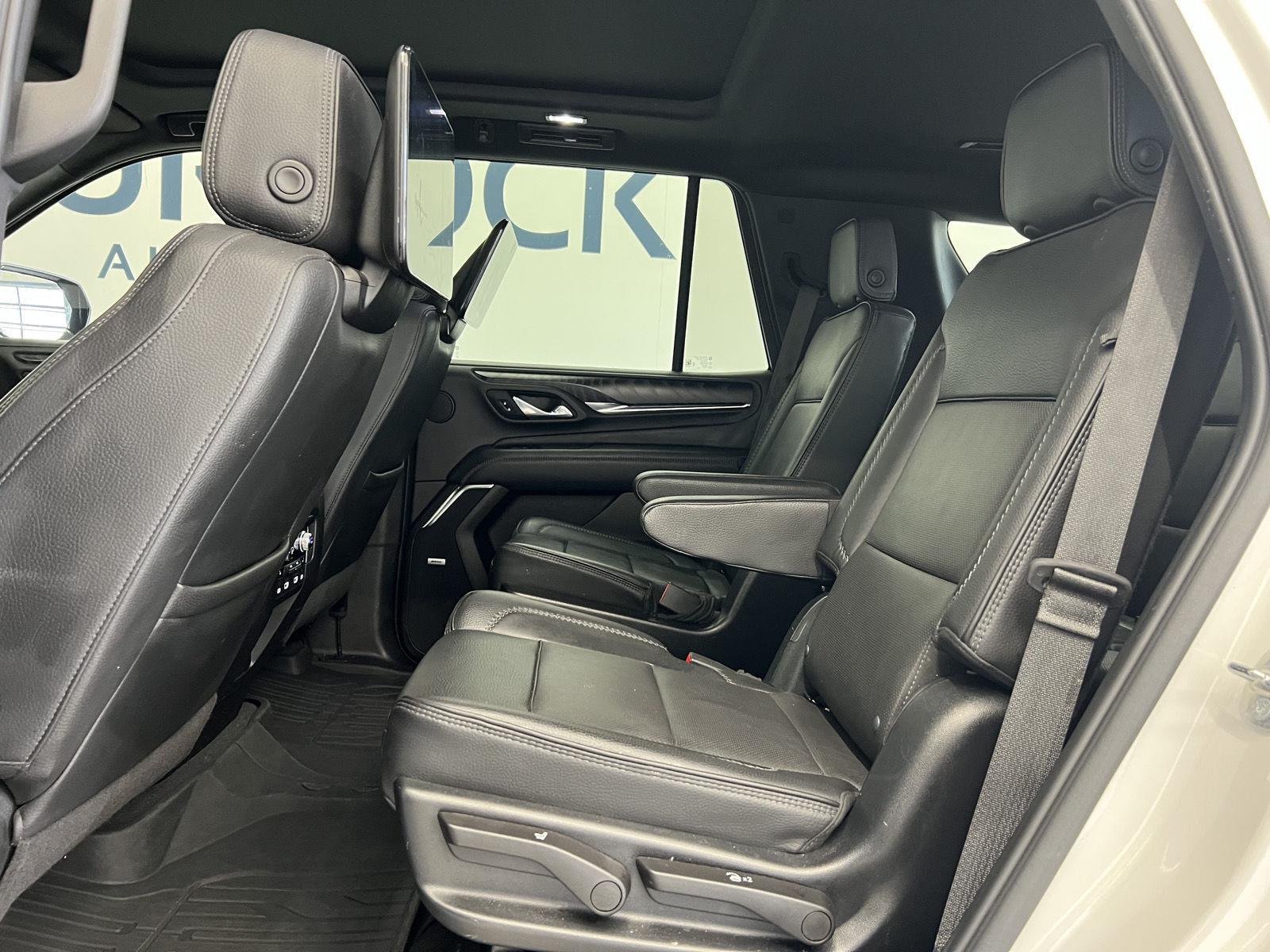 2023 GMC Yukon Denali - Photo 25