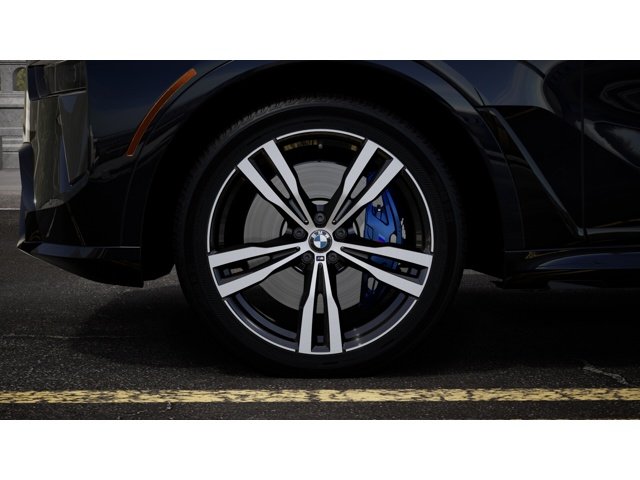 New 2027 Carbon Black Metallic BMW  image 7