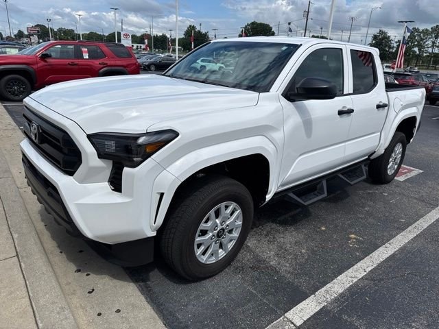 Used 2025  Toyota SR image 1