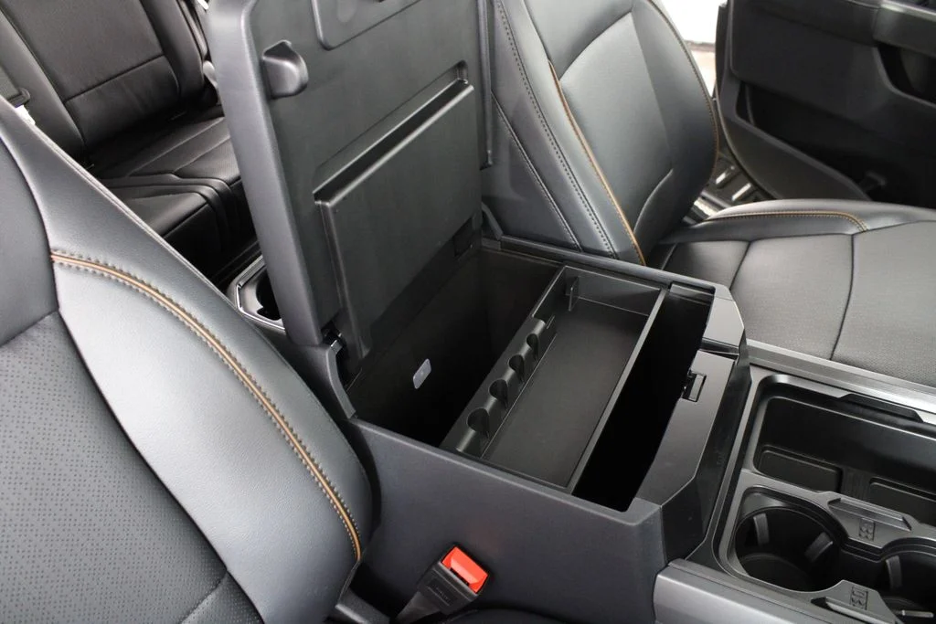 New 2026 Carbonized Gray Metallic Ford Lariat image 19
