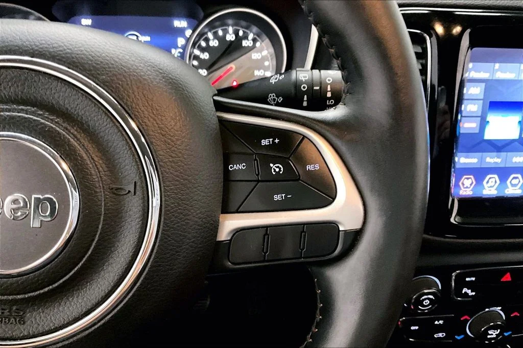 Used 2018 Black Jeep Limited image 12