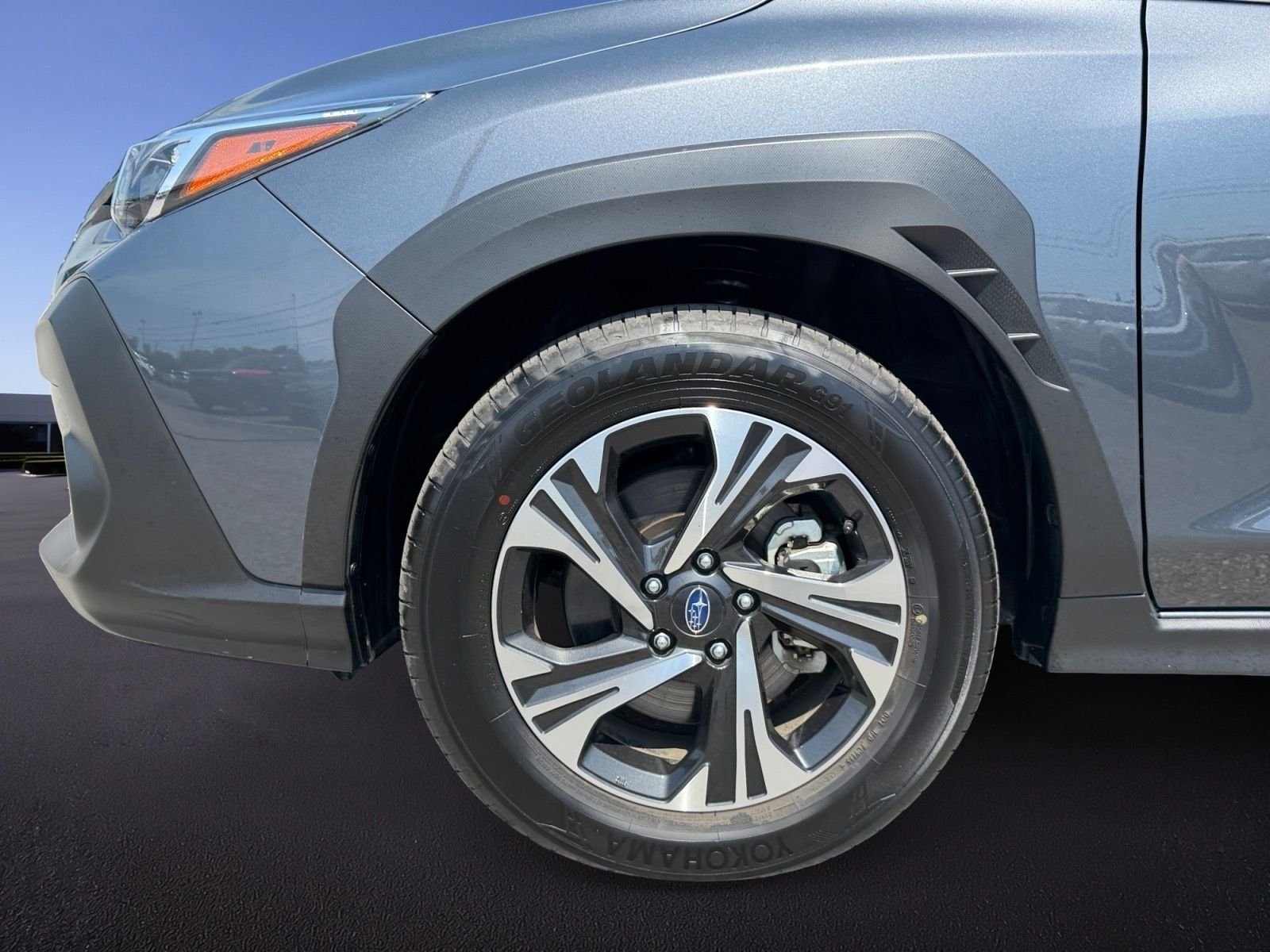 Used 2025 Gray Metallic Subaru Premium image 9