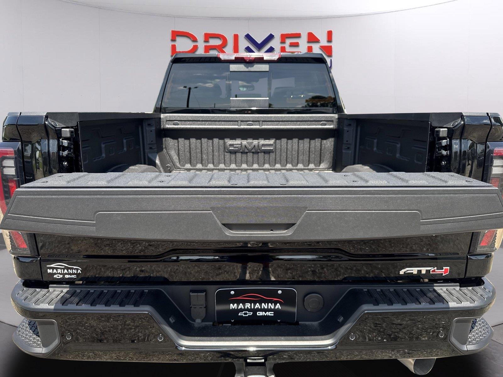 New 2026 Onyx Black GMC AT4 image 33