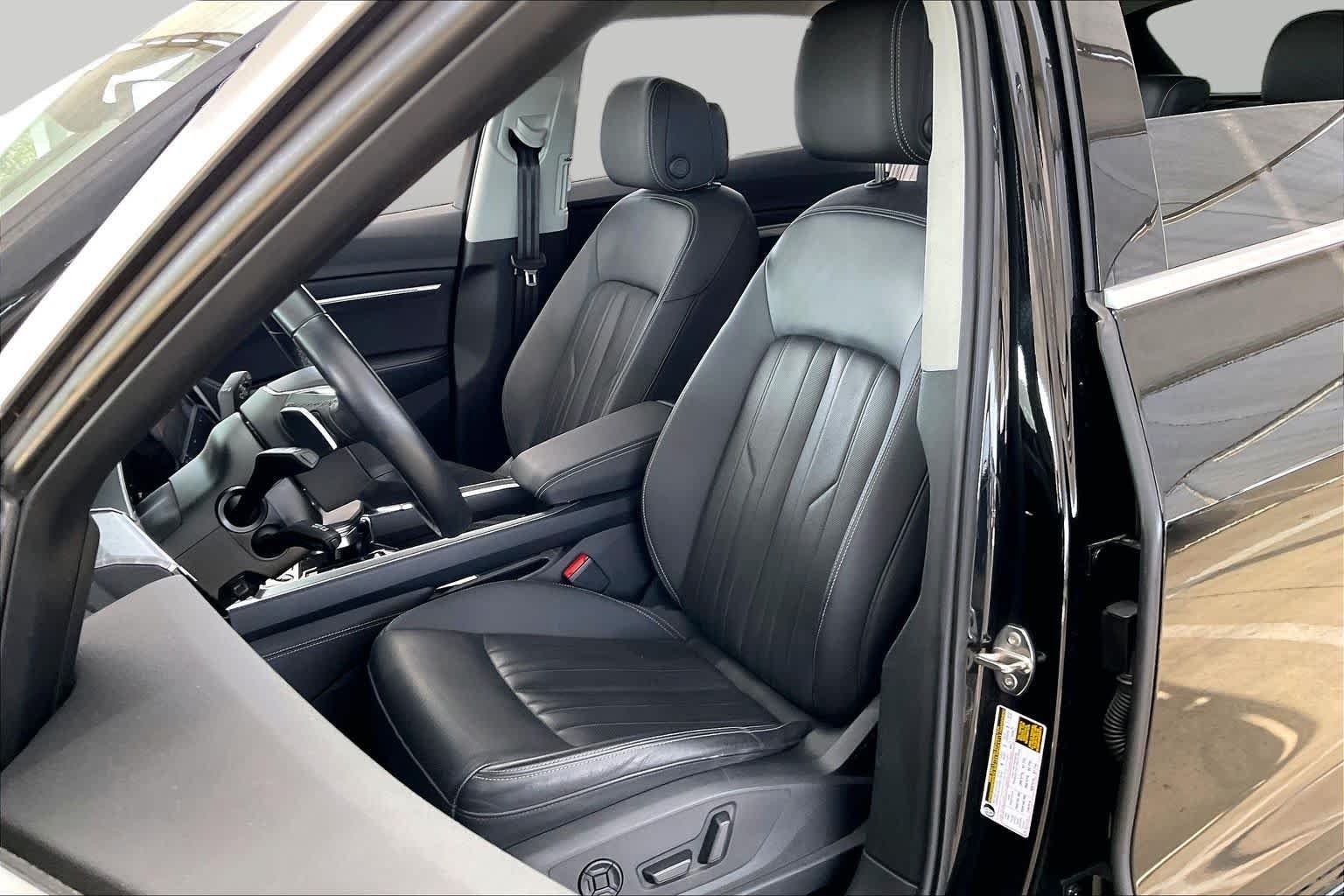 Used 2024 Mythos Black Metallic Audi Premium Plus image 7