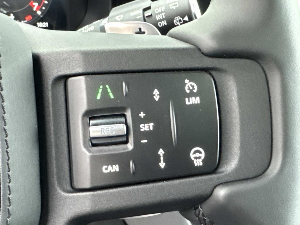 2026 Land Rover Defender V8 - Photo 27