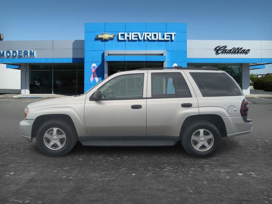 Used 2006 Chevrolet TrailBlazer LS with VIN 1GNDT13S562124412 for sale in Boone, NC