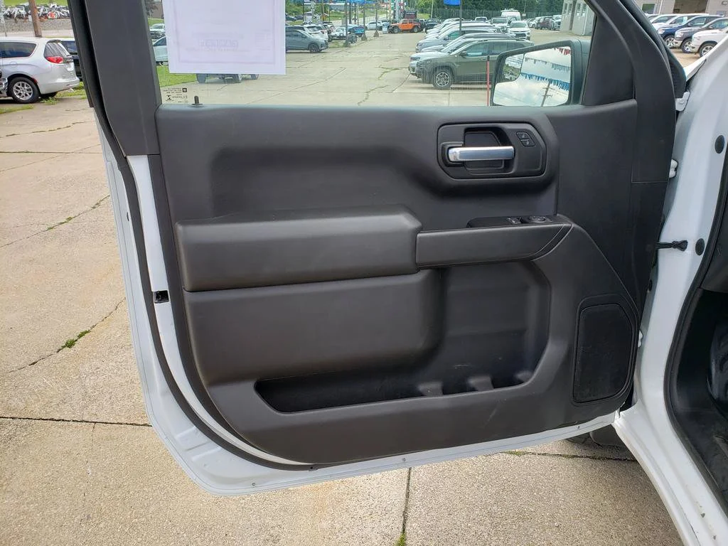 Used 2020 Summit White Chevrolet Work Truck image 11