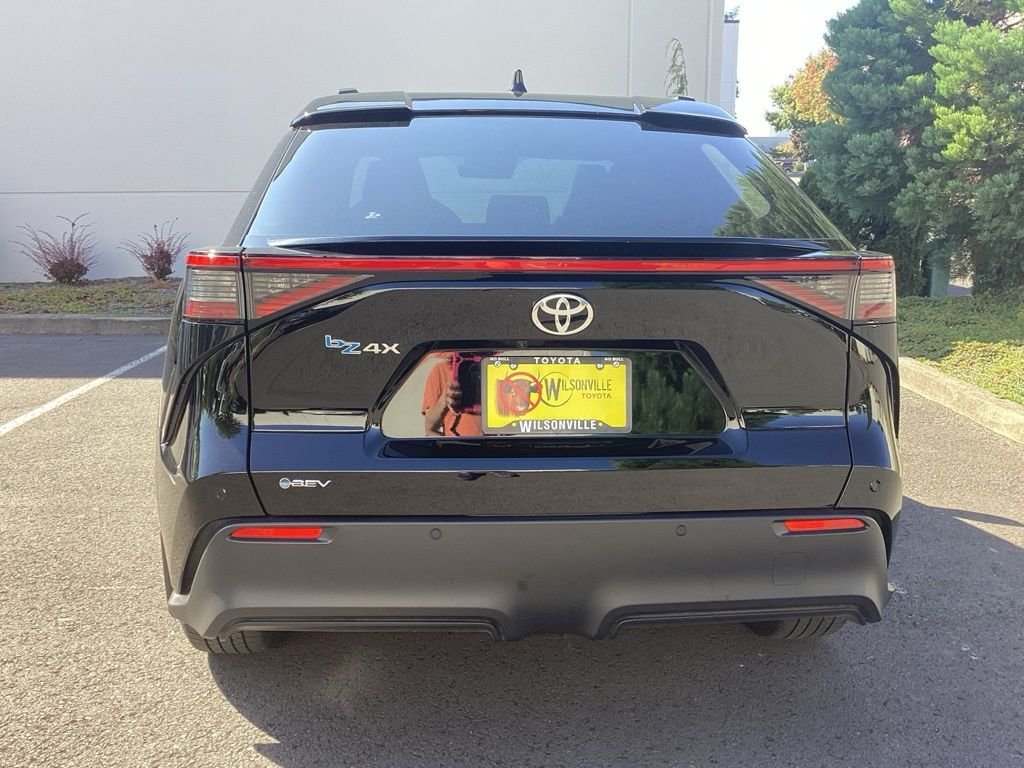 Used 2025 Black Toyota XLE image 22