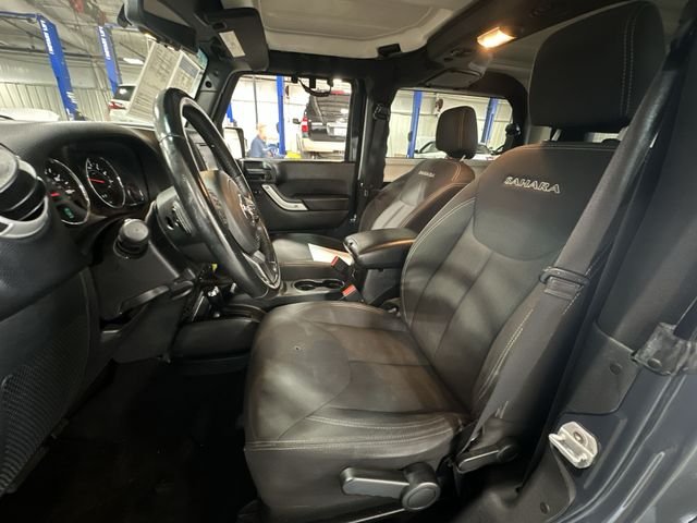 Certified Used 2018 Black Jeep Sahara image 17