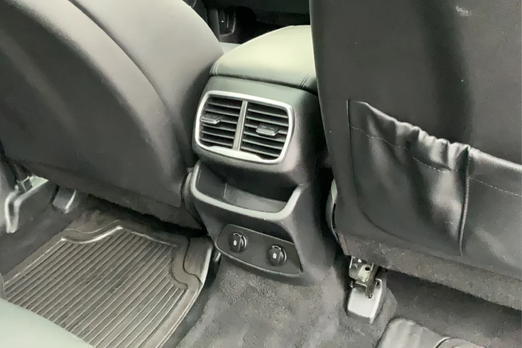 2019 Hyundai Santa Fe Limited - Photo 21